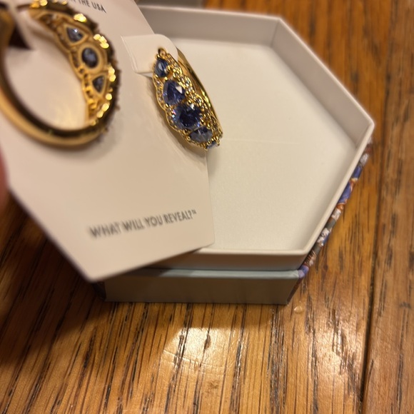 Ring bomb party intricate moments Tanzanite hoops,cubic zirconia, gold plating - Picture 2 of 3